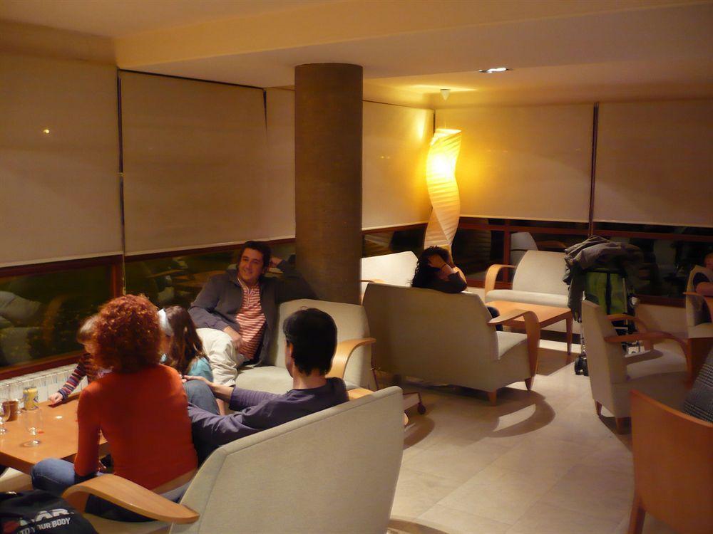 Hotel Estel Berga Bagian luar foto